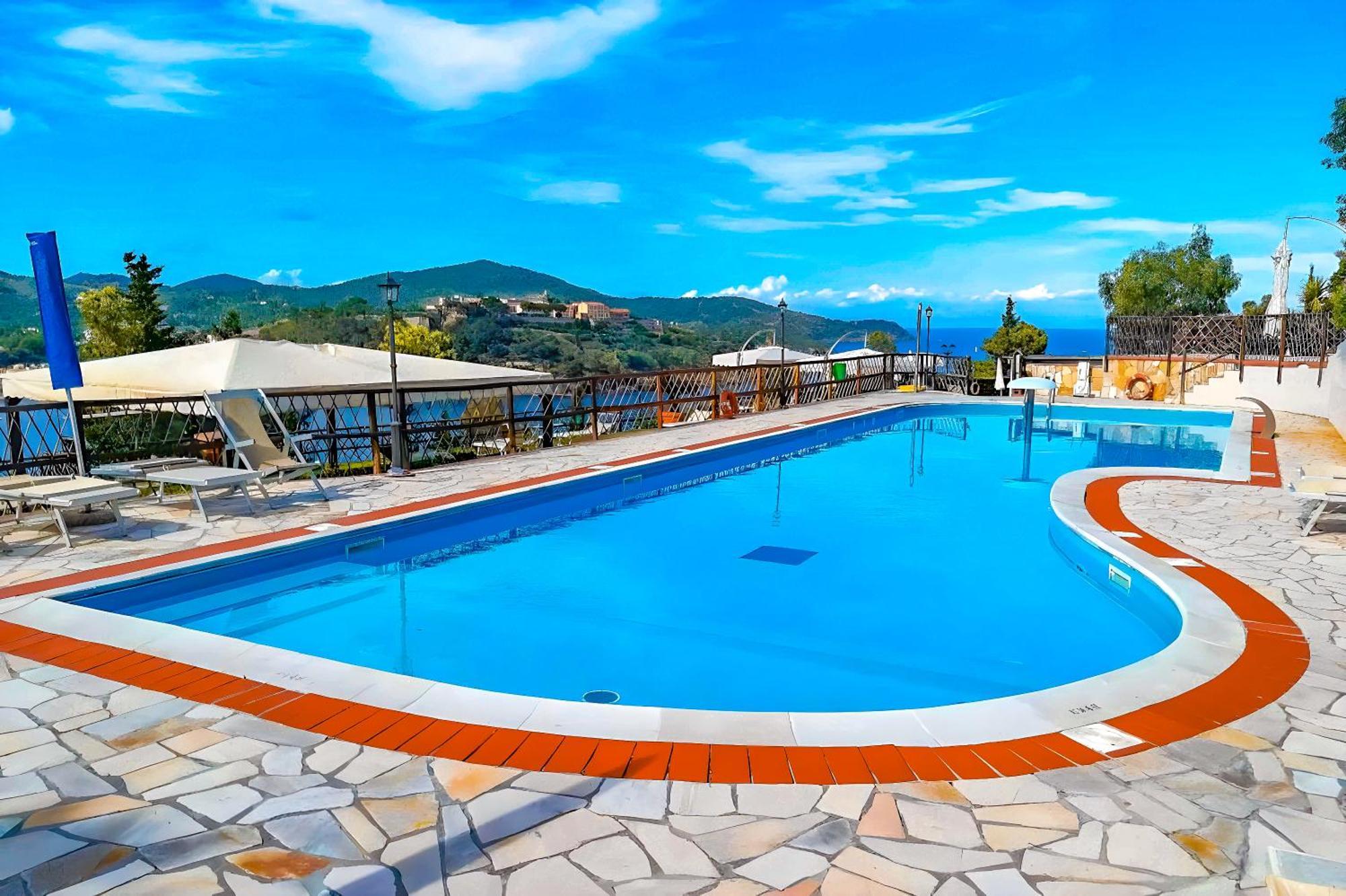 Hotiday Room Collection - Porto Azzurro Capoliveri  Exteriör bild