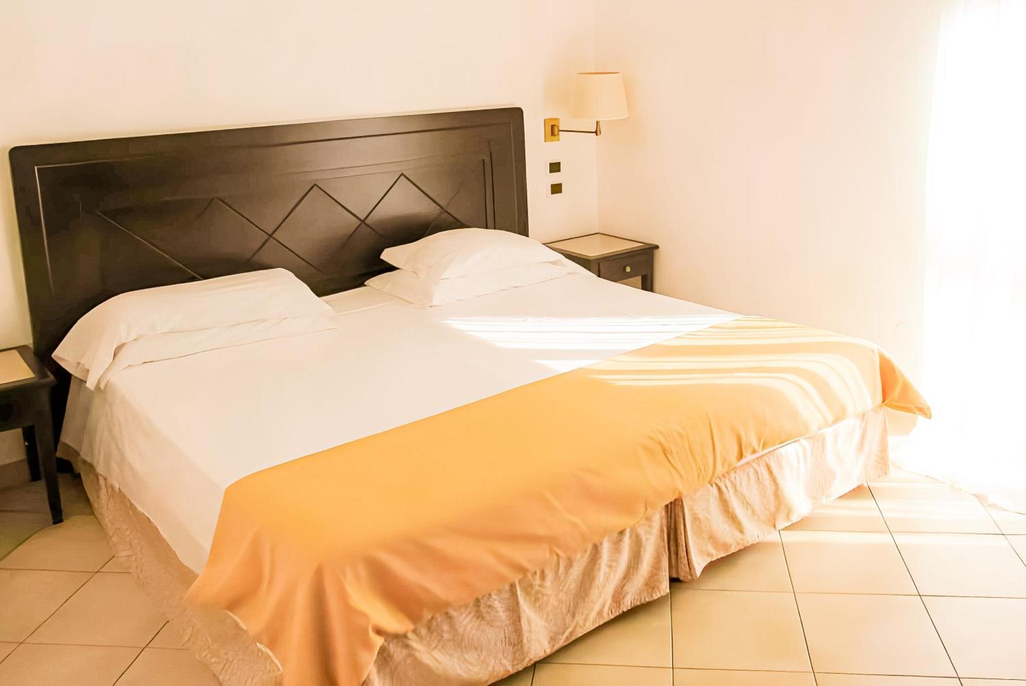 Hotiday Room Collection - Porto Azzurro Capoliveri  Exteriör bild