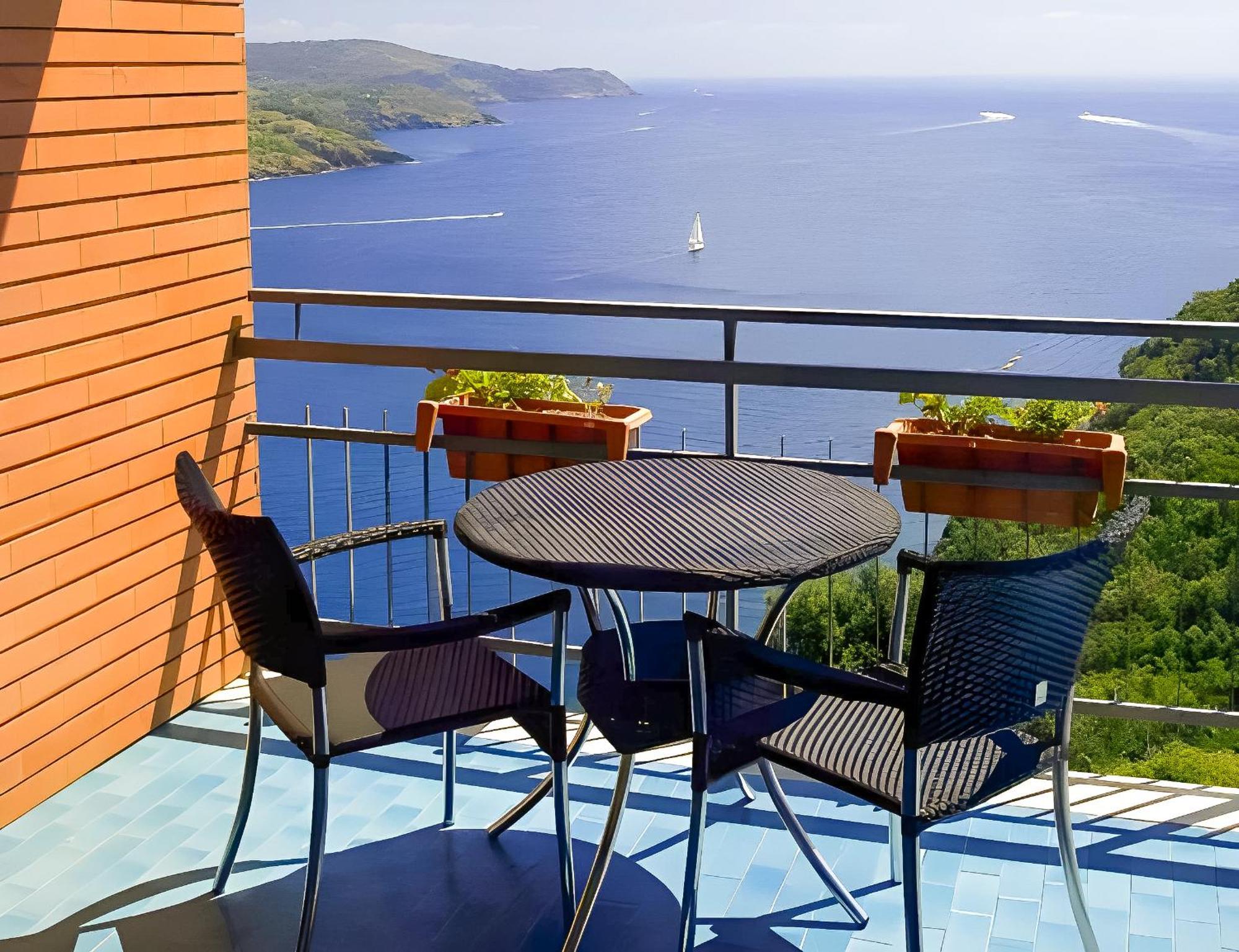 Hotiday Room Collection - Porto Azzurro Capoliveri  Exteriör bild