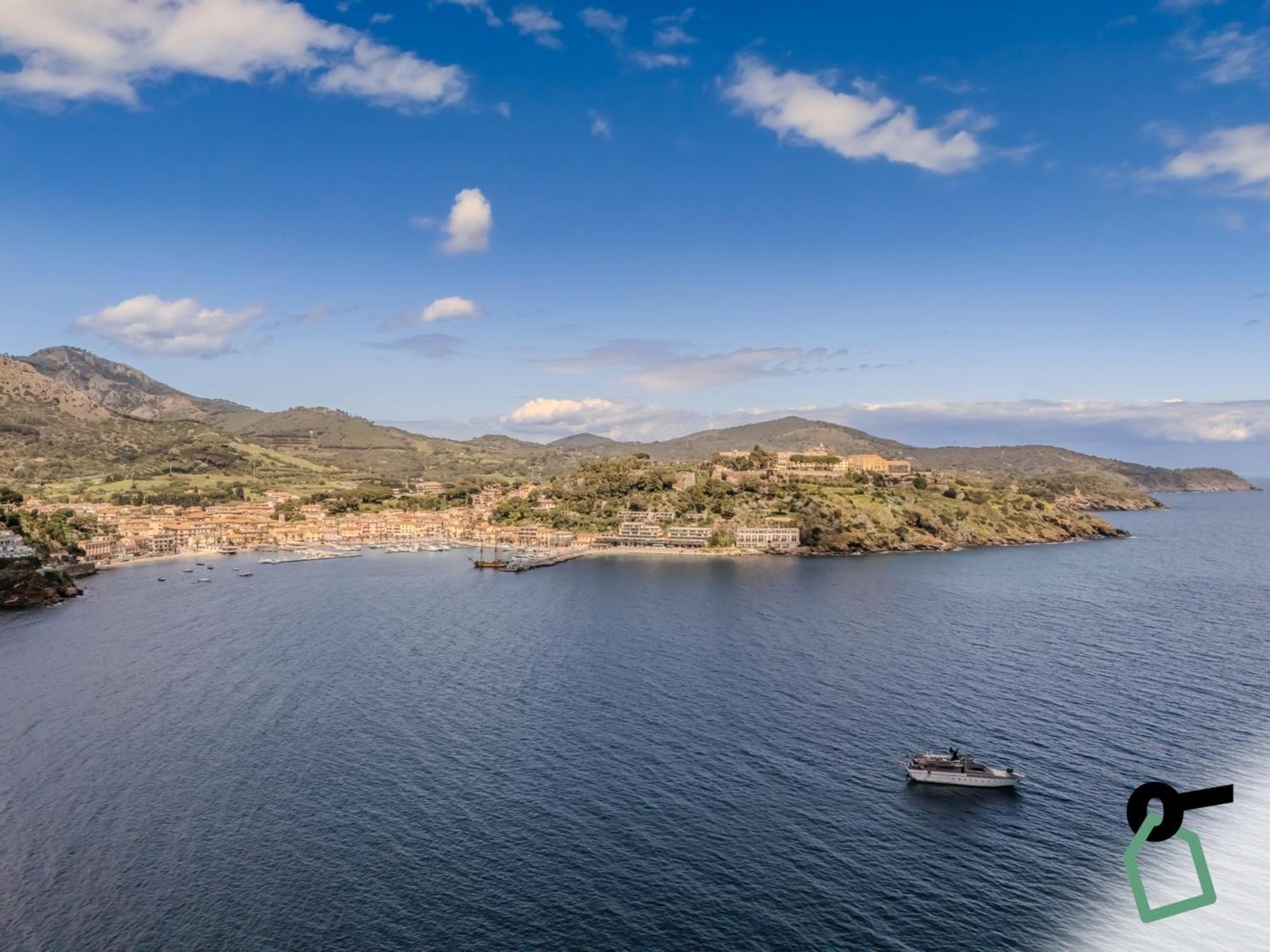 Hotiday Room Collection - Porto Azzurro Capoliveri  Exteriör bild