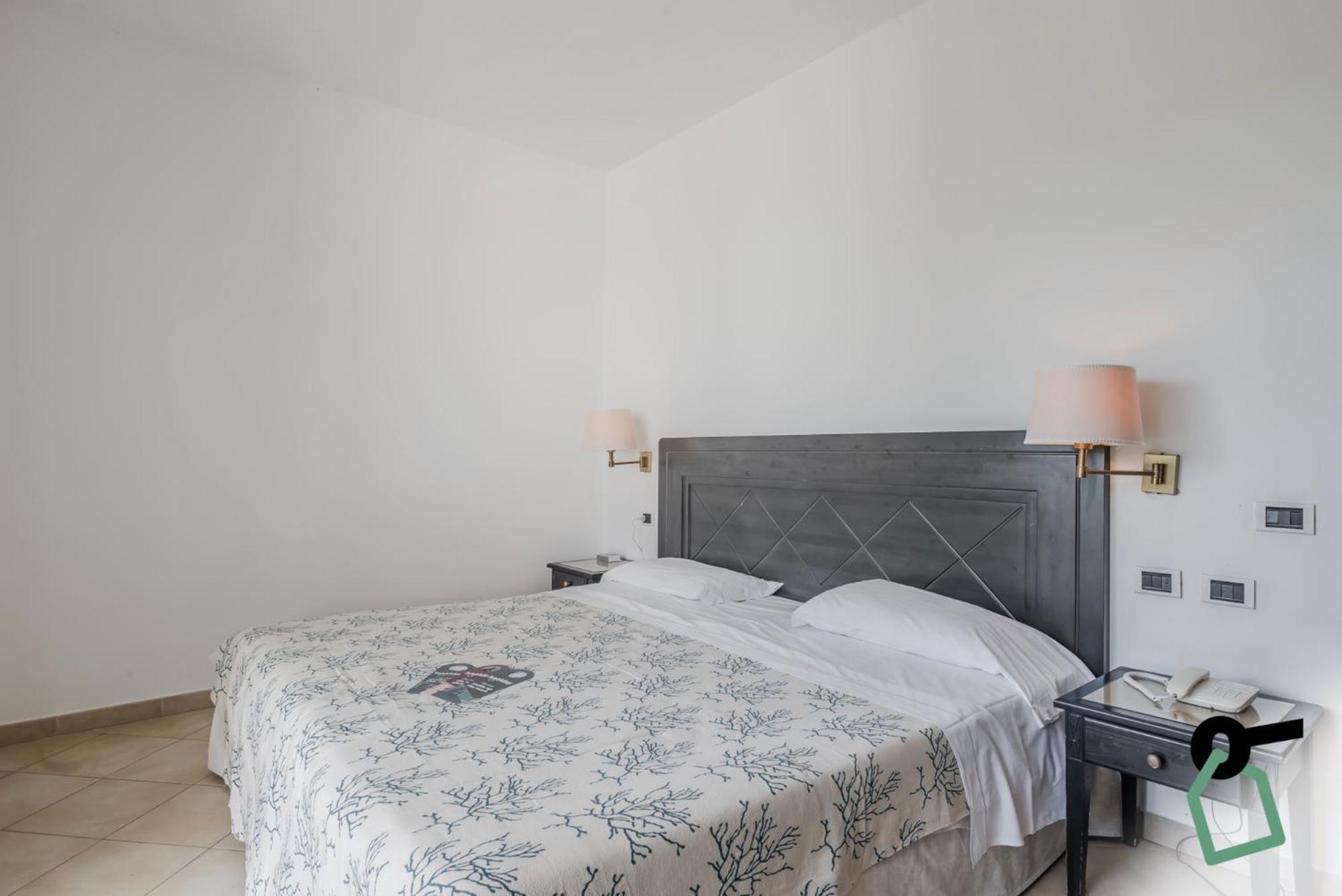Hotiday Room Collection - Porto Azzurro Capoliveri  Exteriör bild